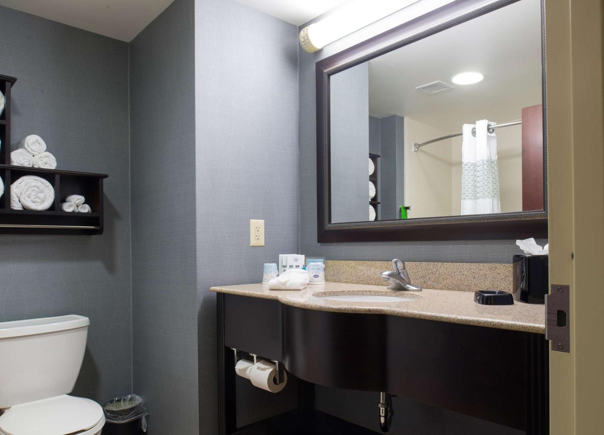 Hampton Inn & Suites Вайнленд Екстериор снимка