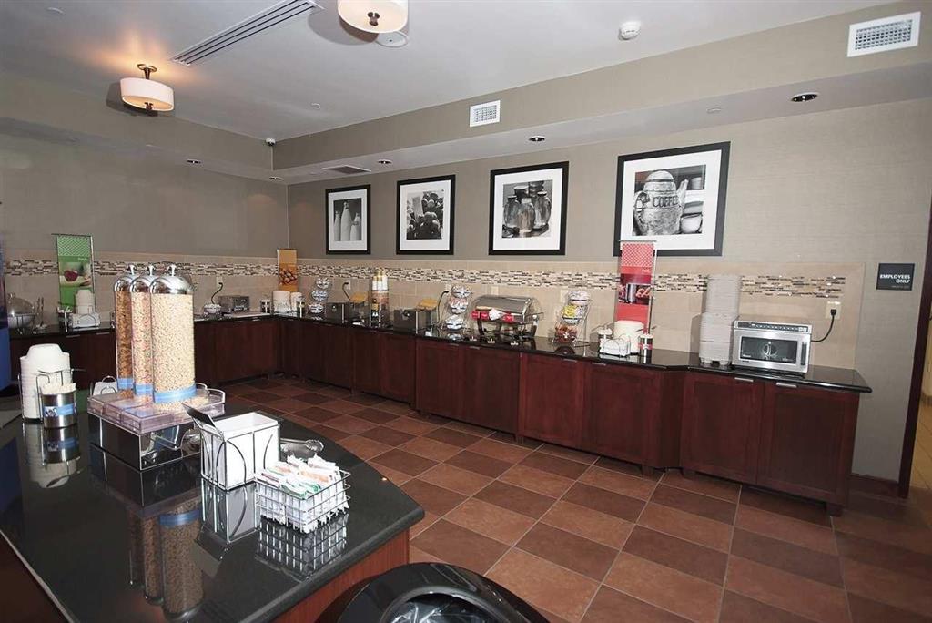 Hampton Inn & Suites Вайнленд Ресторант снимка